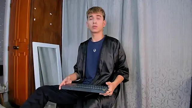 Brian-Ausslos online show from 30, 1, 2025