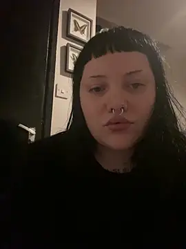 Gothicsiren online show from 2, 1, 2025