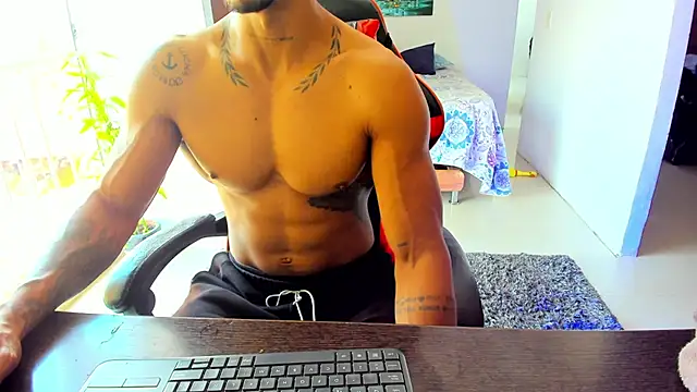 Snapshot of Adam_Valenciia chatting on 20, 9, 2025 Adam Valenciia online show from 20, 9, 2025