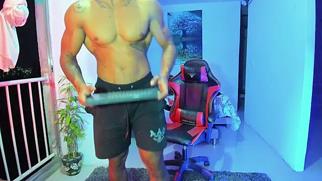 Snapshot of Adam_Valenciia chatting on 3, 10, 2025 Adam Valenciia online show from 3, 10, 2025