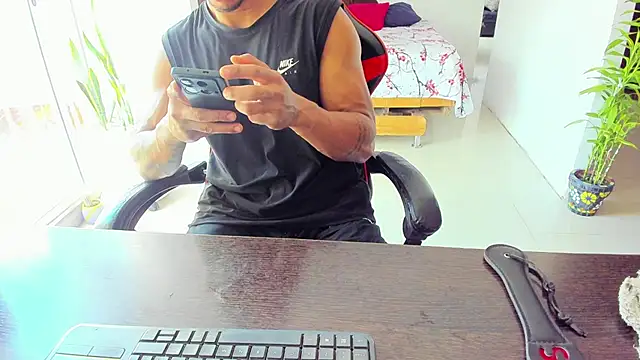 Adam Valenciia online show from 21, 10, 2025