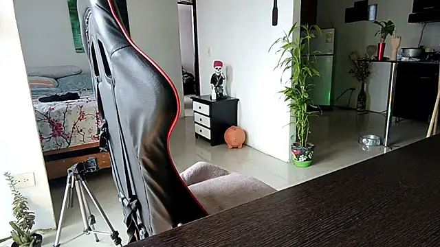 Adam Valenciia online show from 27, 3, 2026