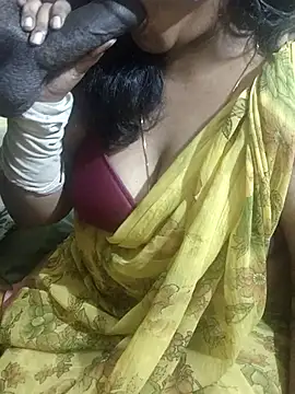 Snapshot of Rathi22 chatting on 18, 7, 2026 Rathi22 online show from 18, 7, 2026