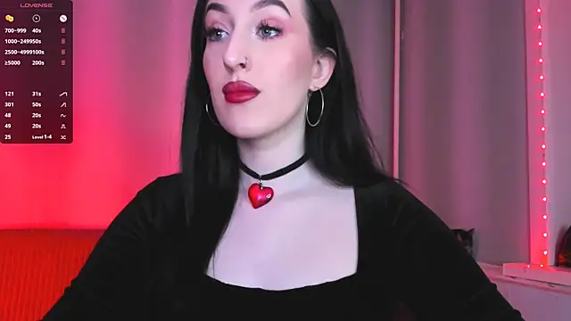 Miss Alice   online show from 25, 1, 2025