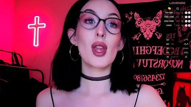 Miss Alice   online show from 16, 11, 2025