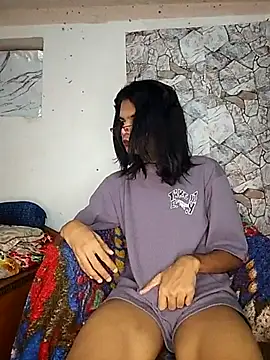 Snapshot of Enna_Zarza_ chatting on 12, 9, 2025 Enna Zarza  online show from 12, 9, 2025