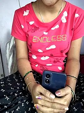 lovelygirl4567 online show from 1, 2, 2026