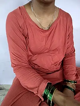 lovelygirl4567 online show from 2, 4, 2026