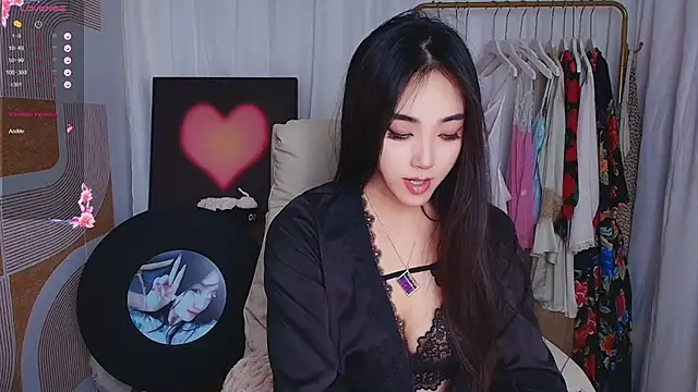 Snapshot of xiaotiantian-76 chatting on 20, 11, 2025 xiaotiantian-76 online show from 20, 11, 2025