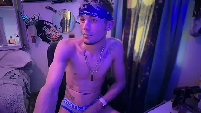 Snapshot of Trystan_Spellman chatting on 30, 4, 2026 Trystan Spellman online show from 30, 4, 2026
