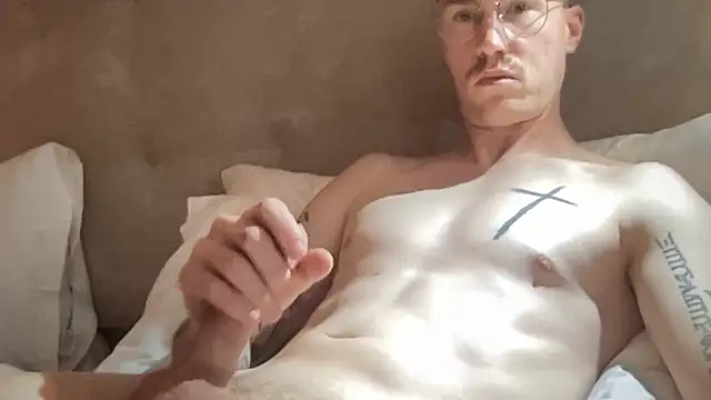 Snapshot of long_1313 chatting on 11, 10, 2025 long 1313 online show from 11, 10, 2025