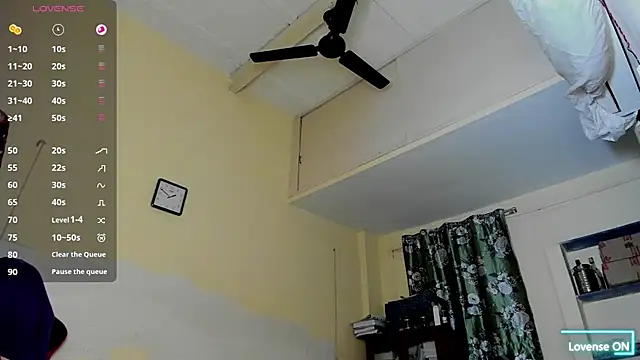 fuckkboy101 online show from 19, 1, 2025