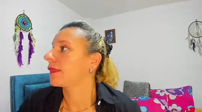 sofi saliva2511 online show from 10, 2, 2025