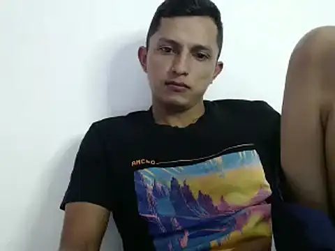 Snapshot of diegojap1105 chatting on 8, 1, 2025 diegojap1105 online show from 8, 1, 2025