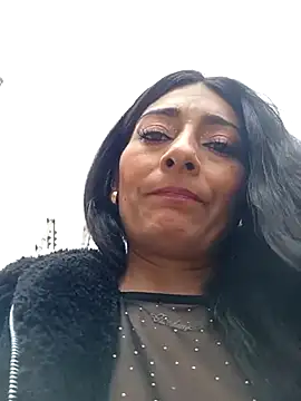 BELLA--26 online show from 5, 3, 2025