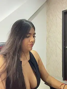 Snapshot of lia_ros chatting on 1, 1, 2025 lia ros online show from 1, 1, 2025