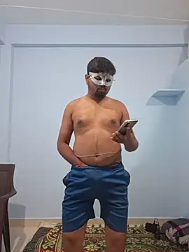 Snapshot of Desi_Heat chatting on 25, 10, 2025 Desi Heat online show from 25, 10, 2025