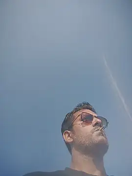 MAGNETICDADDY8 online show from 29, 10, 2025