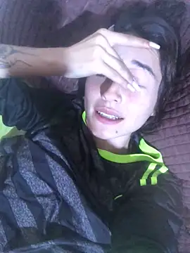 Snapshot of NickiYoung chatting on 8, 1, 2025 NickiYoung online show from 8, 1, 2025