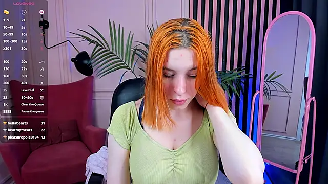 Mikka Blush online show from 27, 1, 2025