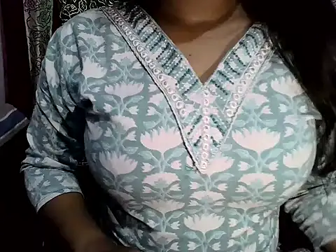 Snapshot of SIYA_MAVI chatting on 20, 7, 2026 SIYA MAVI online show from 20, 7, 2026