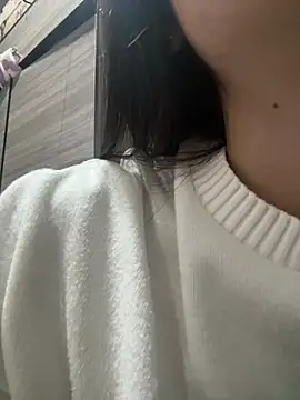 Maddy Jones online show from 22, 2, 2025