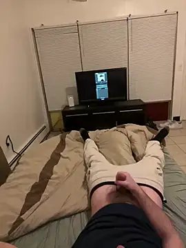 Snapshot of coreyl9718 chatting on 14, 2, 2025 coreyl9718 online show from 14, 2, 2025