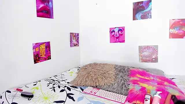 Snapshot of ebony_cutte chatting on 5, 3, 2025 ebony cutte online show from 5, 3, 2025