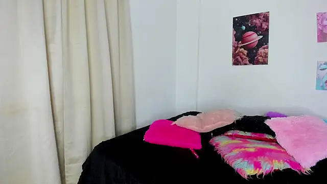 Snapshot of ebony_cutte chatting on 10, 11, 2025 ebony cutte online show from 10, 11, 2025