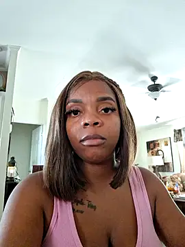 Snapshot of Sade_summer chatting on 7, 1, 2025 Sade summer online show from 7, 1, 2025