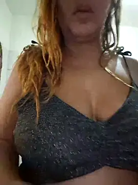 AliceRuivinha2 online show from 18, 3, 2025