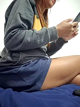 AliceRuivinha2 online show from 27, 7, 2026