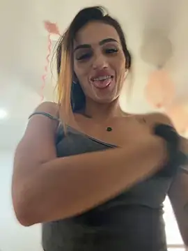 Samantha bigboobs online show from 21, 3, 2026