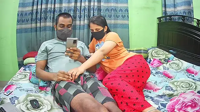 Hot Nila online show from 15, 9, 2025