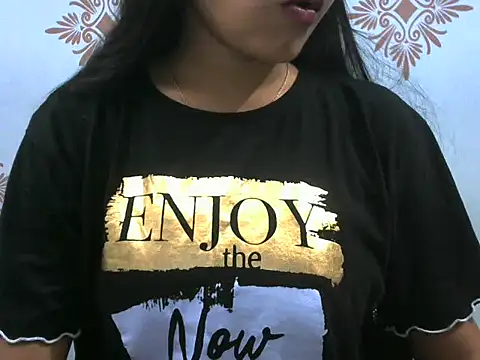 Snapshot of Misha_Sweett chatting on 6, 10, 2025 Misha Sweett online show from 6, 10, 2025