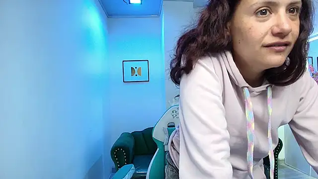 Arianna sweeet online show from 18, 11, 2025