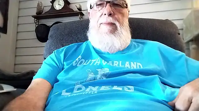 Snapshot of Futura_intx chatting on 7, 1, 2026 Futura intx online show from 7, 1, 2026