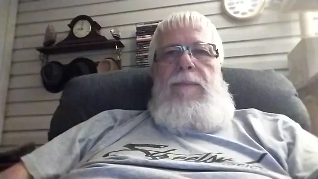 Snapshot of Futura_intx chatting on 13, 1, 2026 Futura intx online show from 13, 1, 2026