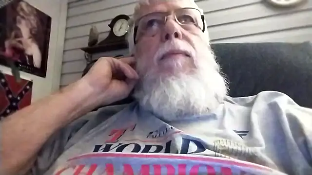 Snapshot of Futura_intx chatting on 15, 1, 2026 Futura intx online show from 15, 1, 2026