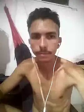 MagrinhoSaradoo online show from 14, 2, 2025