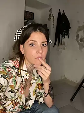Snapshot of Izy_cute_ chatting on 17, 1, 2025 Izy cute online show from 17, 1, 2025