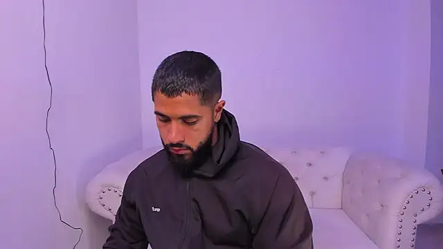 Santiago huntt online show from 27, 12, 2024