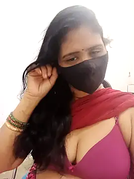Snapshot of Lucky-Deepthi chatting on 28, 6, 2026 Lucky-Deepthi online show from 28, 6, 2026
