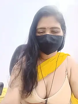 Snapshot of Lucky-Deepthi chatting on 19, 7, 2026 Lucky-Deepthi online show from 19, 7, 2026
