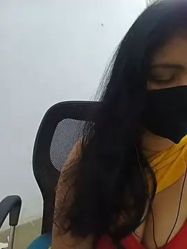 Snapshot of Lucky-Deepthi chatting on 27, 7, 2026 Lucky-Deepthi online show from 27, 7, 2026