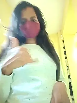 Snapshot of Pooja_cut chatting on 1, 3, 2025 Pooja cut online show from 1, 3, 2025