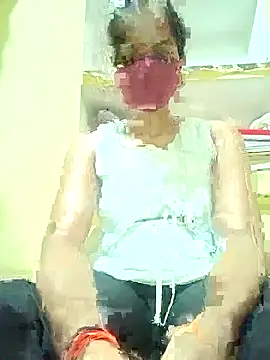 Snapshot of Pooja_cut chatting on 19, 9, 2025 Pooja cut online show from 19, 9, 2025