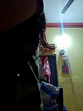 Snapshot of Pooja_cut chatting on 8, 10, 2025 Pooja cut online show from 8, 10, 2025