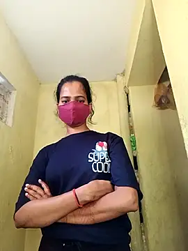 Snapshot of Pooja_cut chatting on 11, 10, 2025 Pooja cut online show from 11, 10, 2025