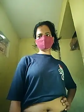 Snapshot of Pooja_cut chatting on 13, 10, 2025 Pooja cut online show from 13, 10, 2025